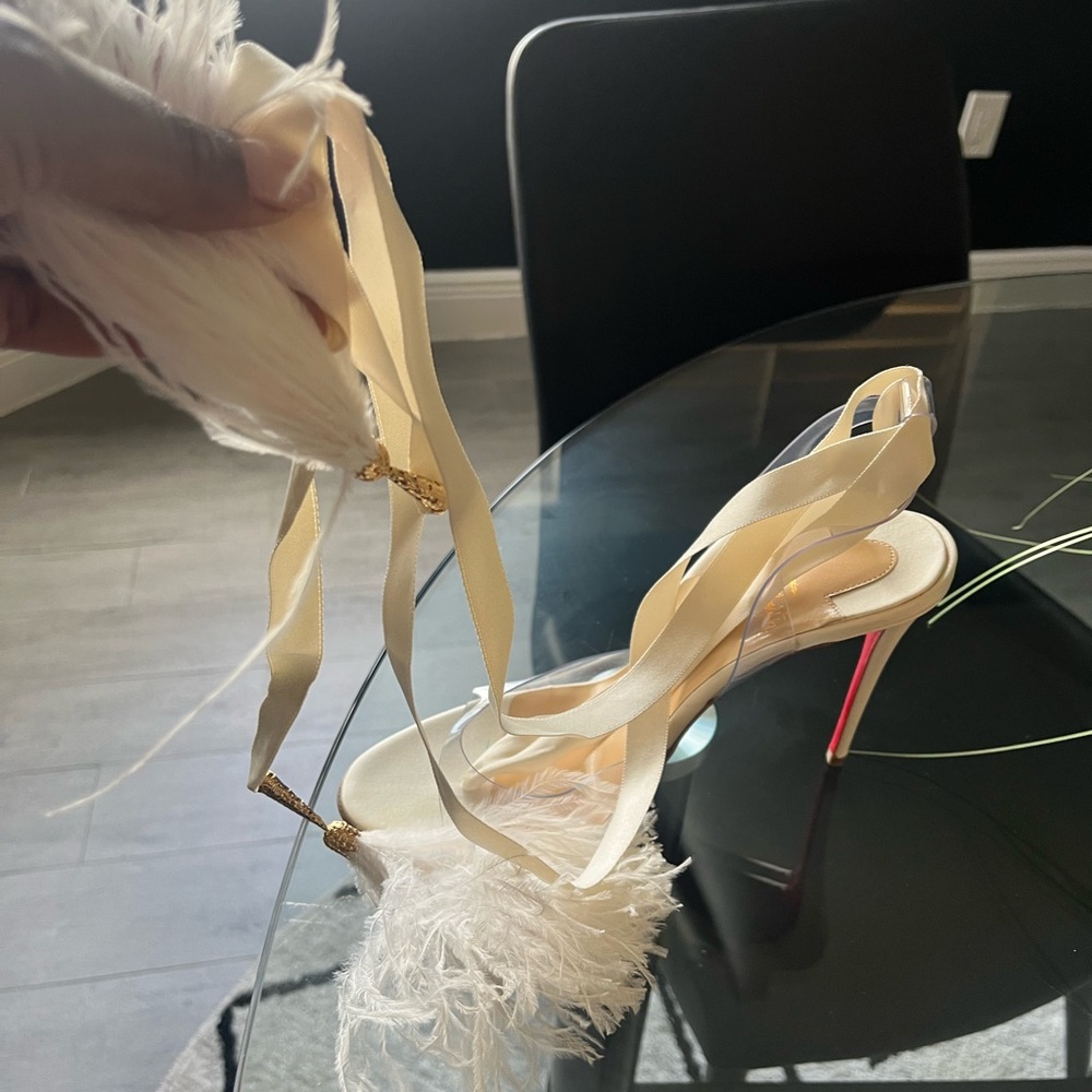 Limited edition Christian louboutins. Size 39.5. - Picture 2 of 5